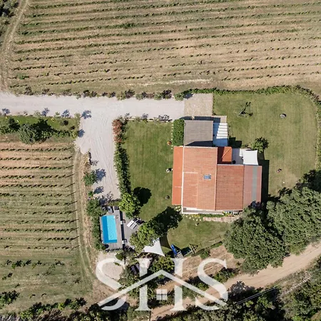 Elena - Oasi Di Charme Con Piscina فيلة
