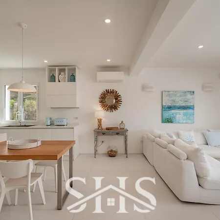 Elena - Oasi Di Charme Con Piscina