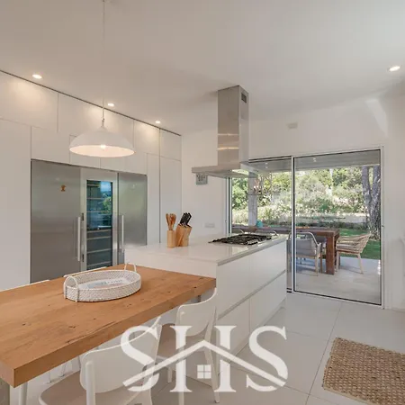 Elena - Oasi Di Charme Con Piscina